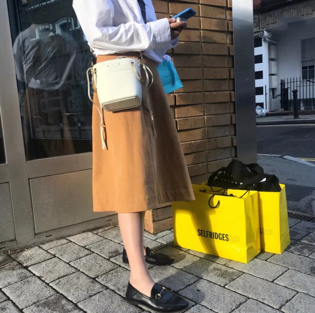 大幂幂同款包包小香风,听说包可以治百病所以买了个包