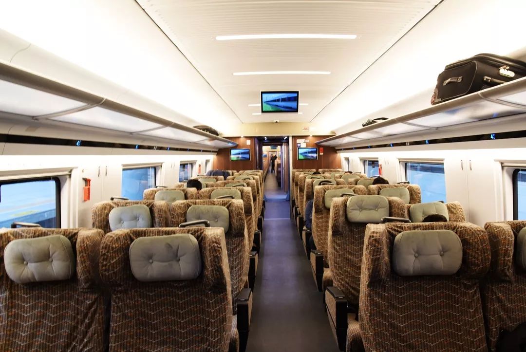 高铁商务座和一等座有什么差别,高铁商务座和一等座有什么不同