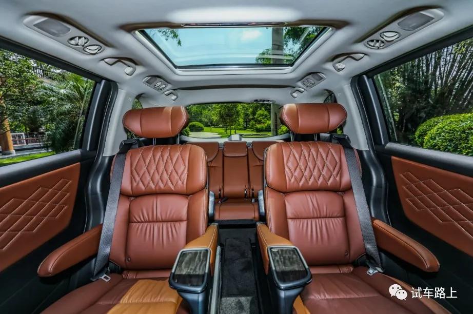 ailisien混动艾力绅2020款试驾,全新艾力绅锐混动