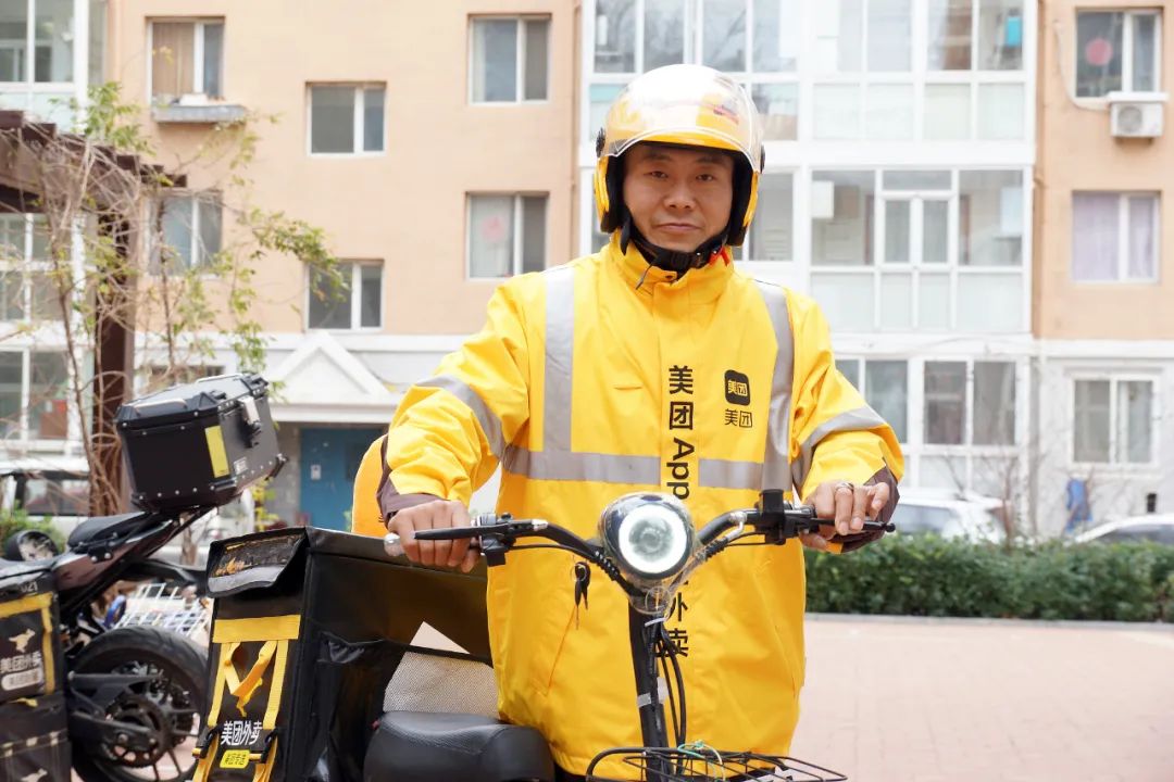 靠自己的双手挣钱不丢人句子,靠自己的劳动有什么丢脸的