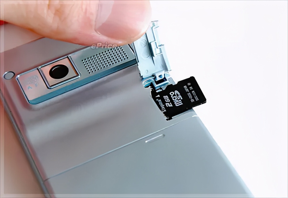 手机内存卡消失几年了,现在的手机内存卡和以前的一样吗