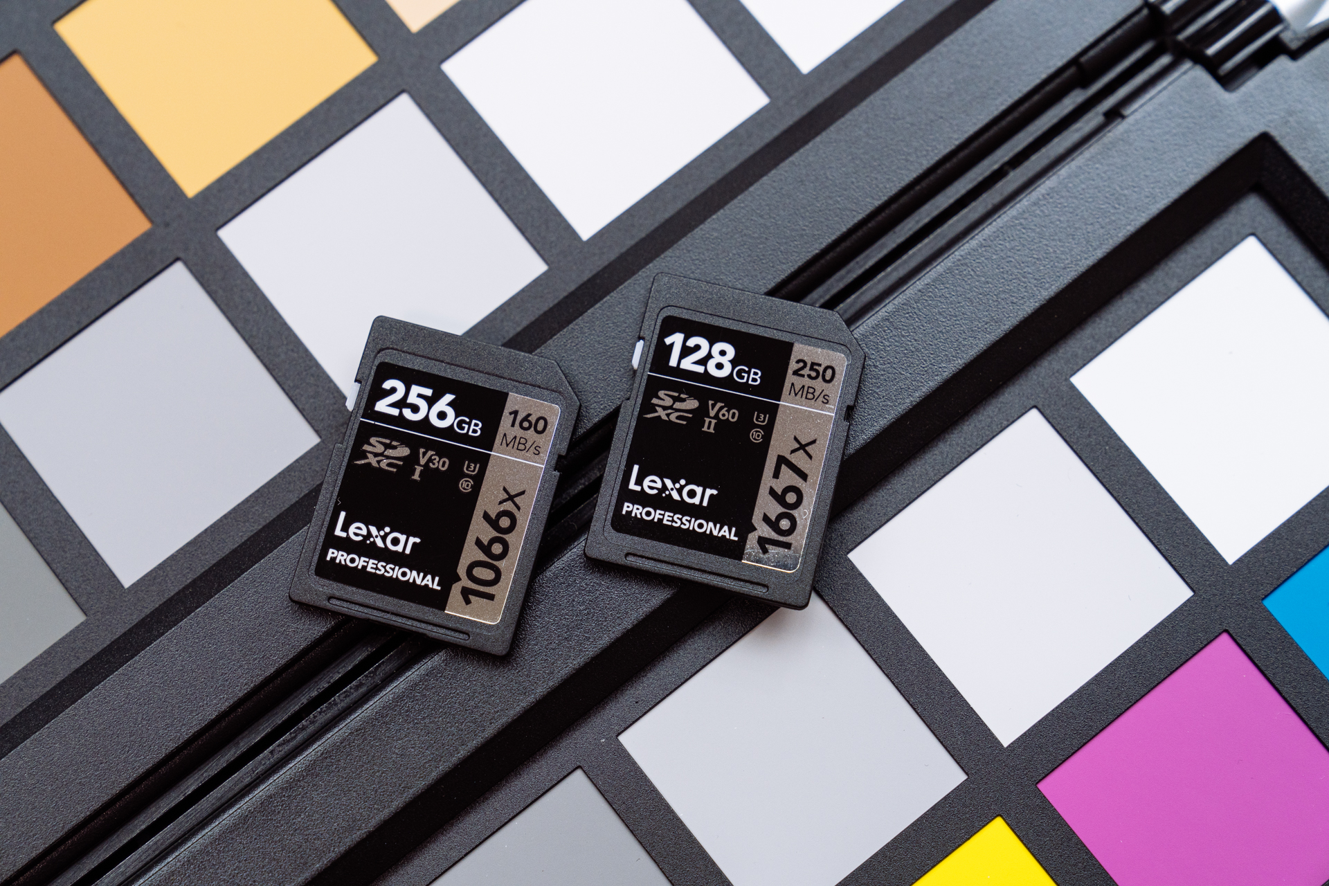 摄影必修课：UHS-Ⅰ和UHS-ⅡSD卡，到底该怎么选？