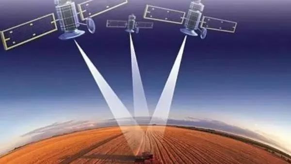 车载导航怎么用抬头显示器,汽车抬头显示器能显示导航路线吗