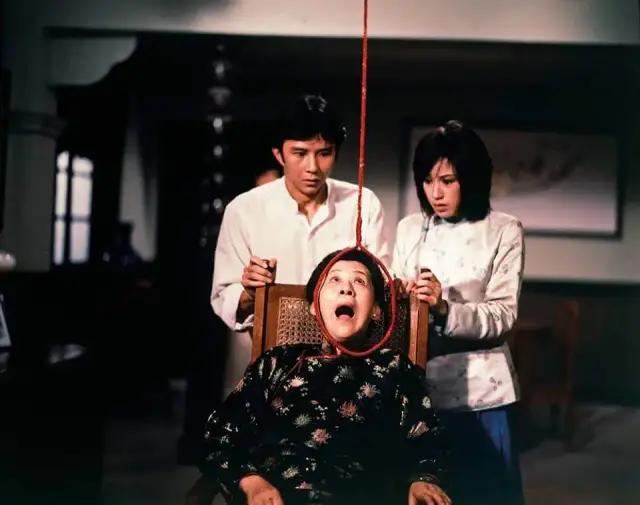 十大邪门恐怖片,80年代经典恐怖片邪咒