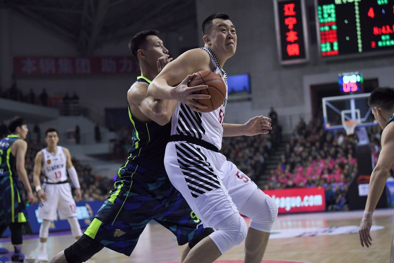 CBA球品最好的球员！从场上到场下，韩德君才是中国球员的标杆