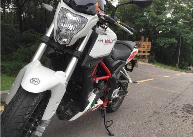 国产小黄龙250,小黄龙250新款和老款区别