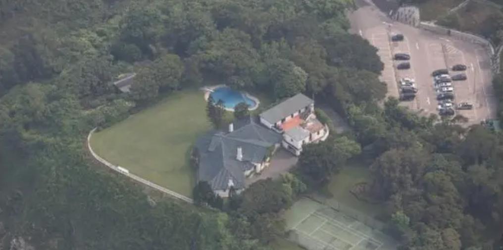看完《喜宝》被气死，顶级富豪们最爱住的石澳道究竟是啥样？