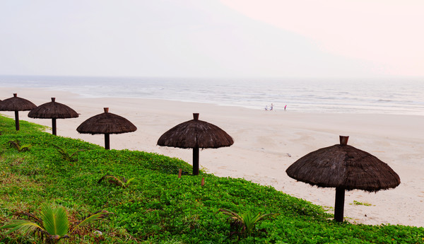 月亮湾海南环岛,月亮湾被称为中国第一滩