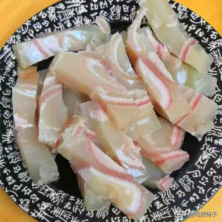 做皮冻煮肉皮怎么越煮越硬,做皮冻怎么做才有筋道