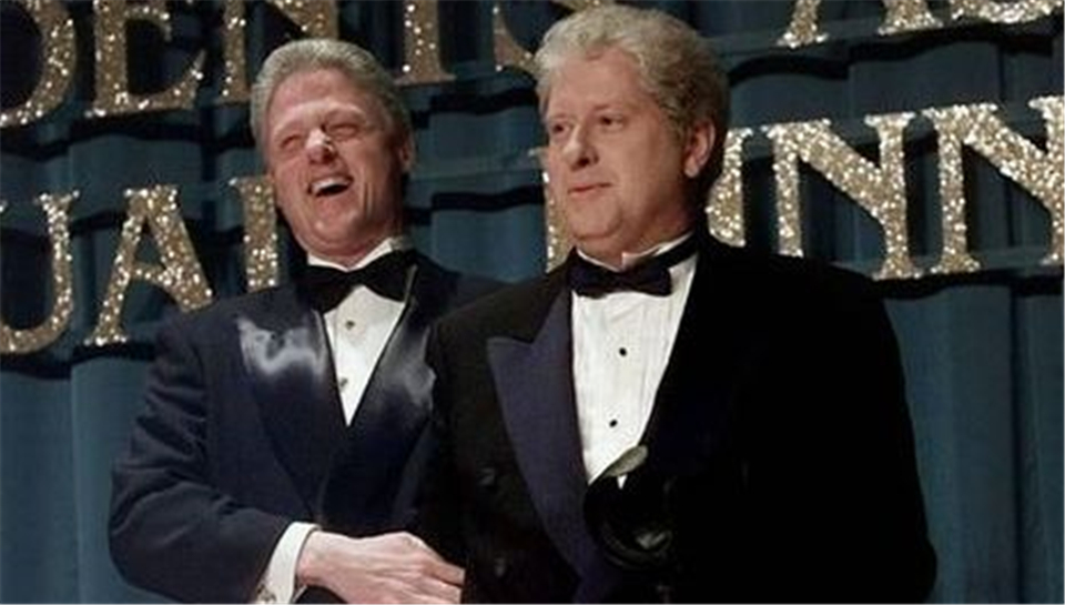 既是总统又是明星：20世纪60年代后，美国总统政治为何要娱乐化？