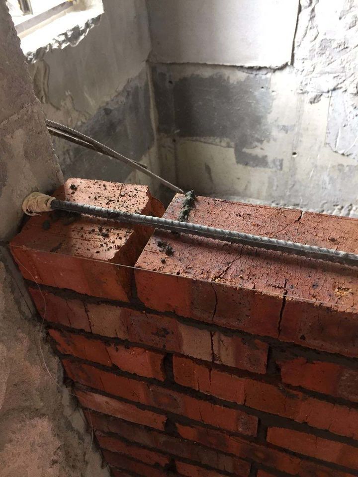 入住后发现墙体有裂缝,有可能砌墙没做好,注意4点不会掉坑