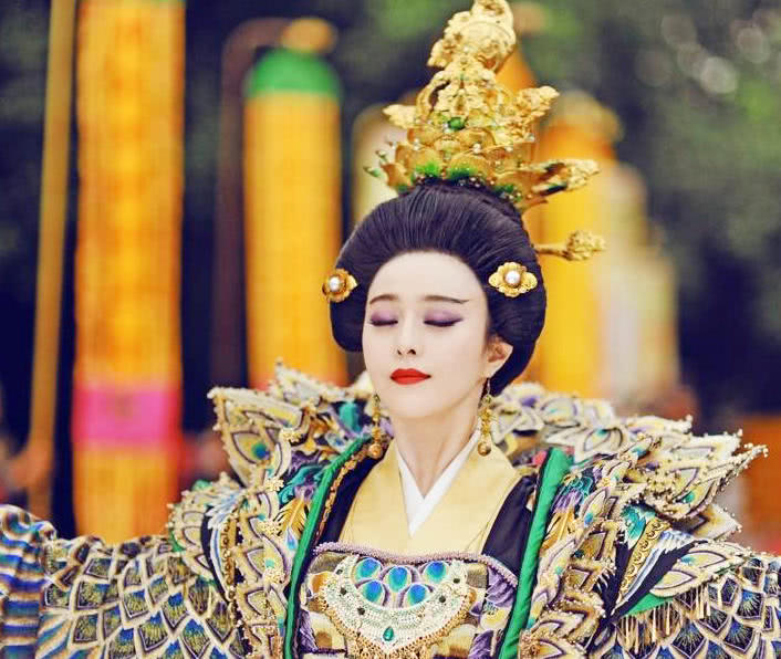 姝﹀垯澶╃殑鍚庡鐩樼偣,姝﹀垯澶╃殑鍥涘ぇ瀹犵敺杩囦汉涔嬪