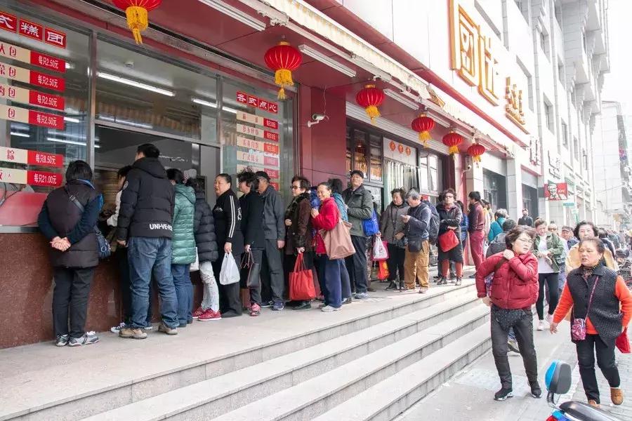 这两家朴实的青团,秒掉了市面上各种作妖对手...