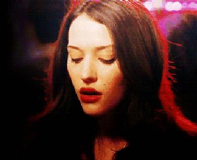 女生对你忽冷忽热怎么回事,女生对你忽冷忽热是为什么