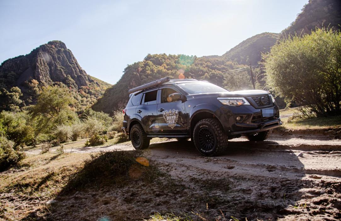 牧马人2.0t和普拉多4.0哪个好,普拉多与牧马人