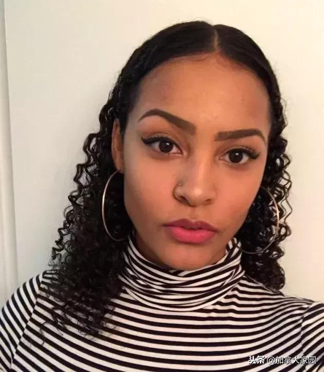 加拿大地铁上有变态强迫妹子看“*体下**”!你手机这个功能关了吗?