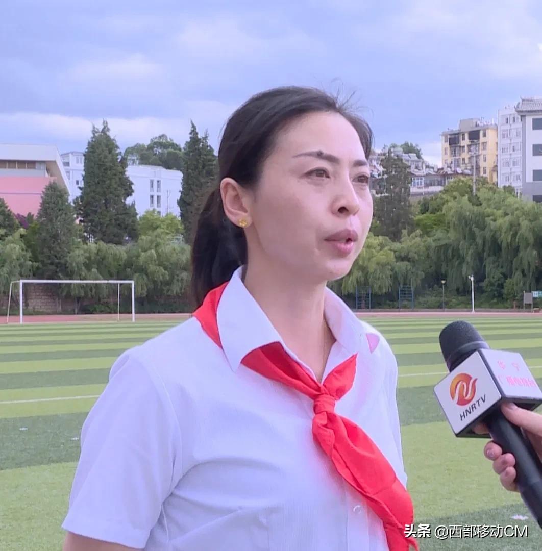 陶都小学鼓号队比赛,老河口市2024鼓号队风采展示