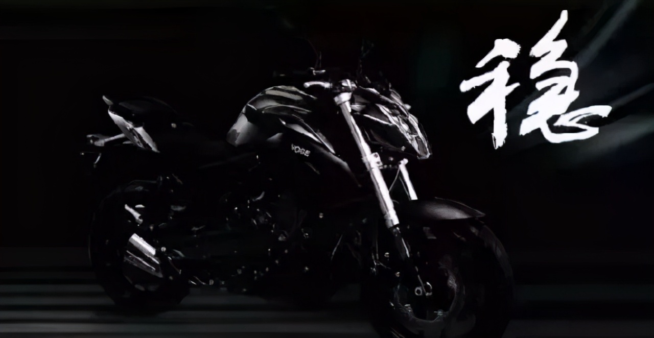 博世ABS、日信刹车、KYB减震、倍耐力轮胎，售价3.48w的国产大排