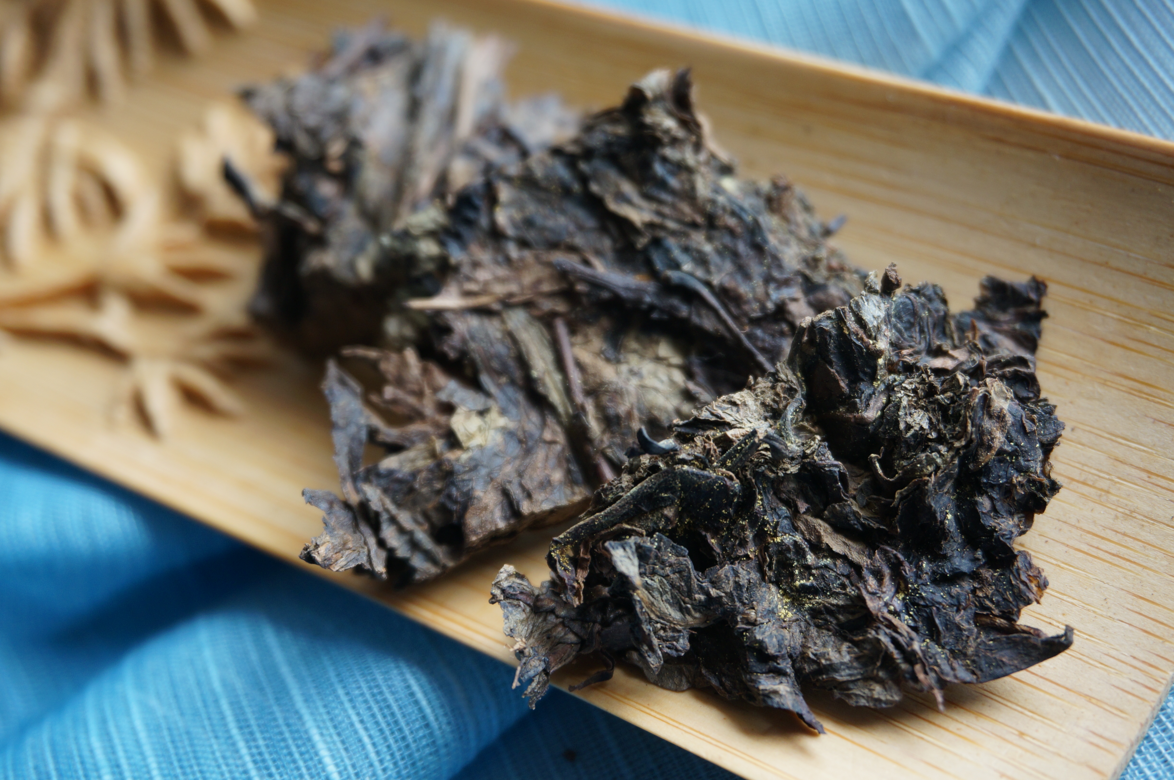 你所不知道的黑茶，于粗梗老叶中释放茶之本味