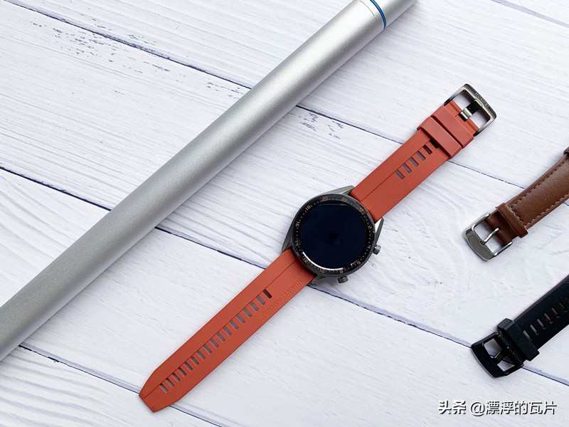 华为手表gt2与荣耀gspro的区别,华为手表gt和荣耀区别