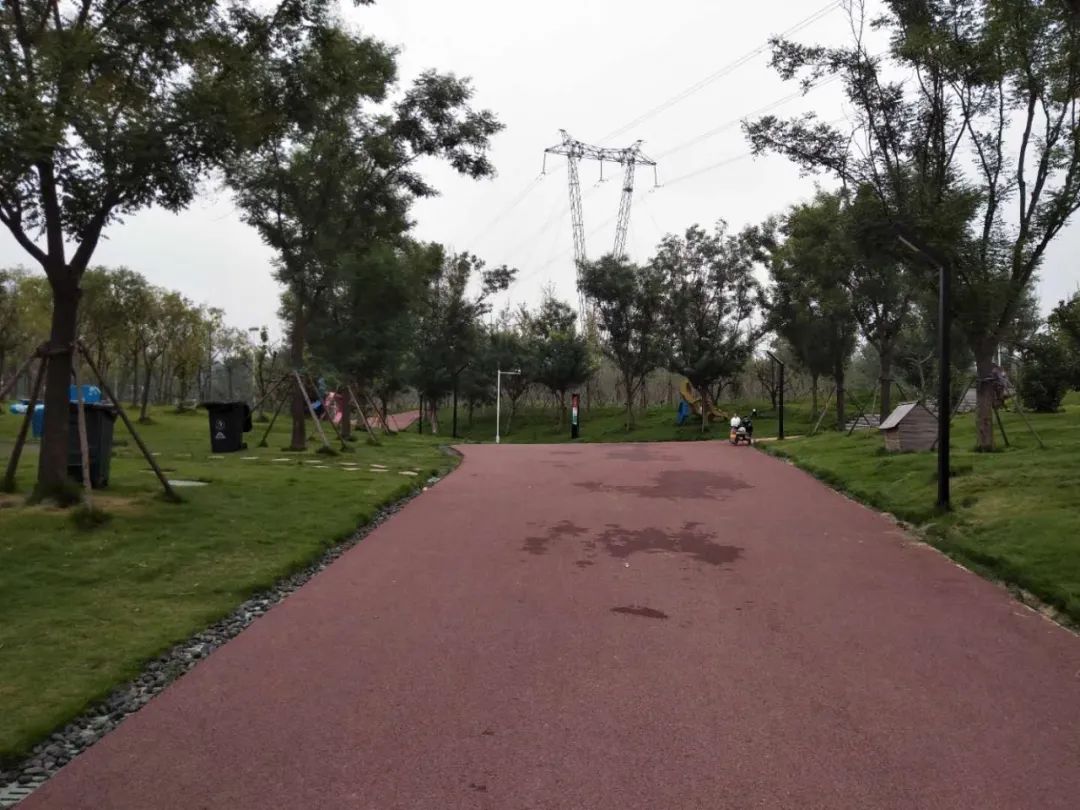 建业足球小镇一日游攻略,建业足球小镇附近有什么玩的