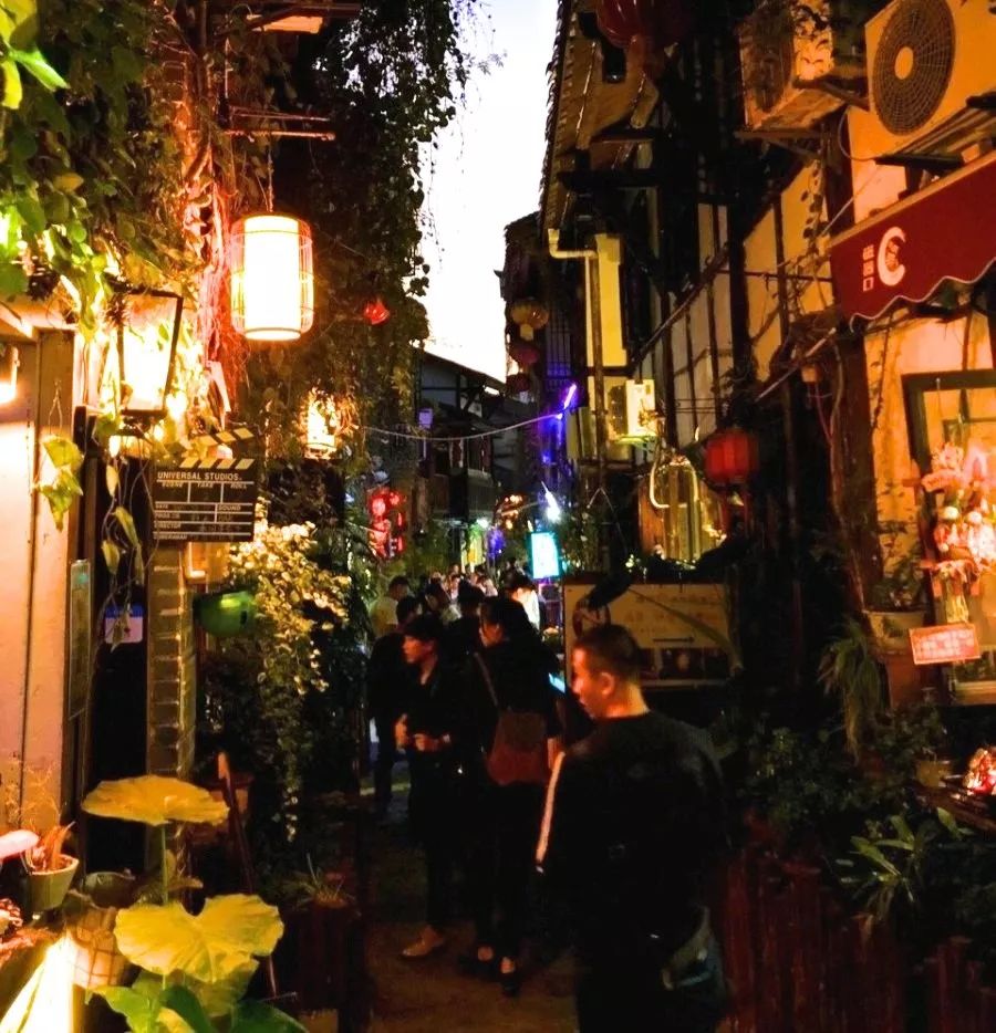 重庆8d魔幻城市从高到低,重庆8d魔幻城市让西方为之羡慕