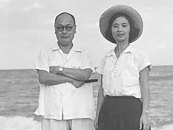 江西一地道农村妇女，高喊丈夫是陈毅，10年后两位军官来到家中