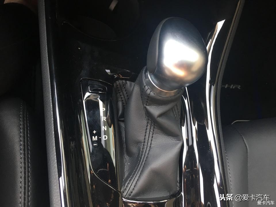 丰田c-hr豪华版提车实价,丰田c-hr提车价格