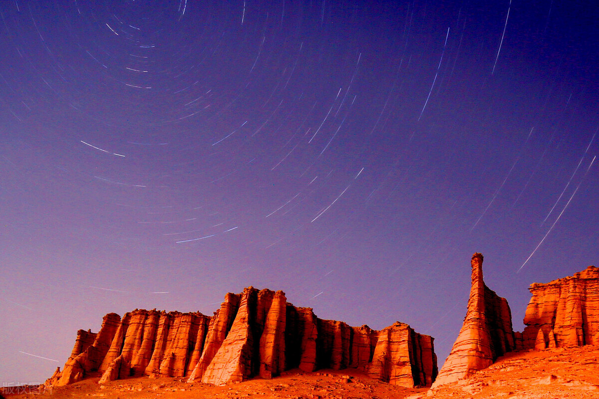 国内最经典12条自驾游线路,国内十大自驾游线路推荐