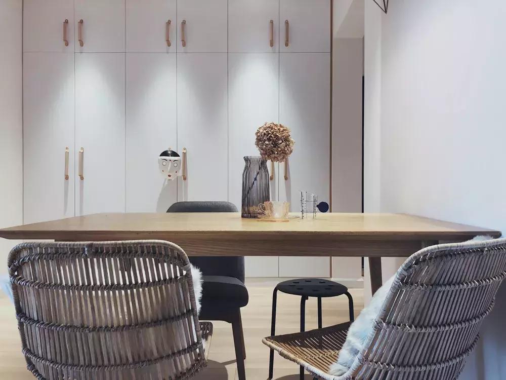 42平米一室一厅小户型巧妙设计,22平方主卧衣帽间内卫一体