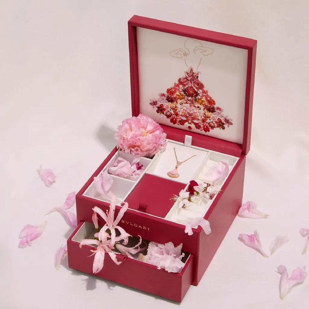 奢侈品牌情人节限定2024,奢侈品门店情人节装饰