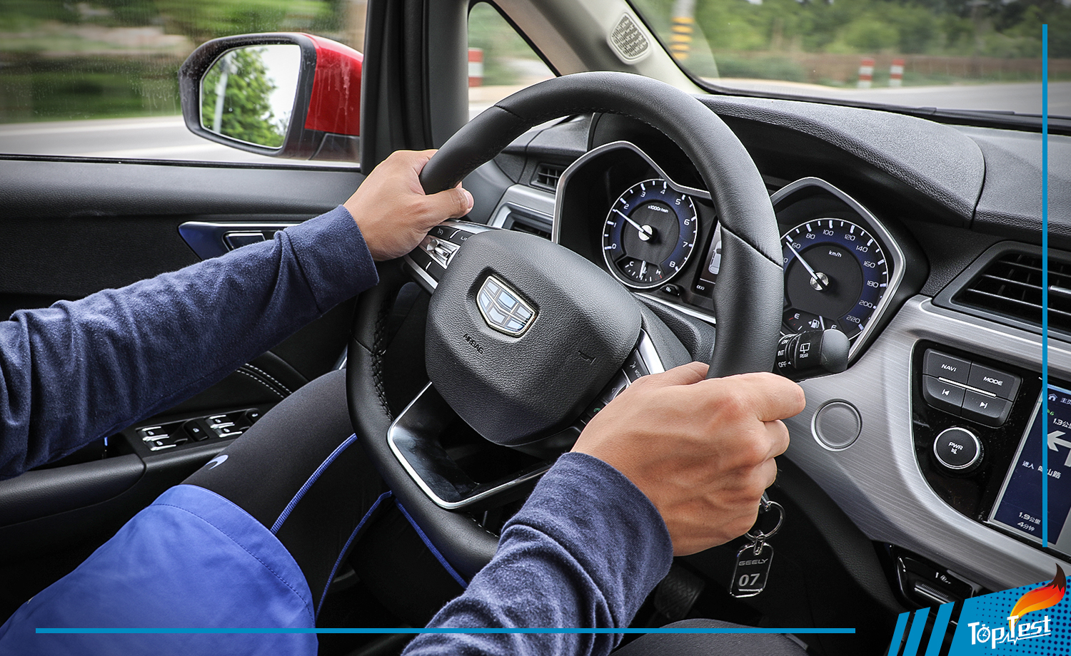 适合家族用的设计,吉利远景x32018周年纪念版无天窗