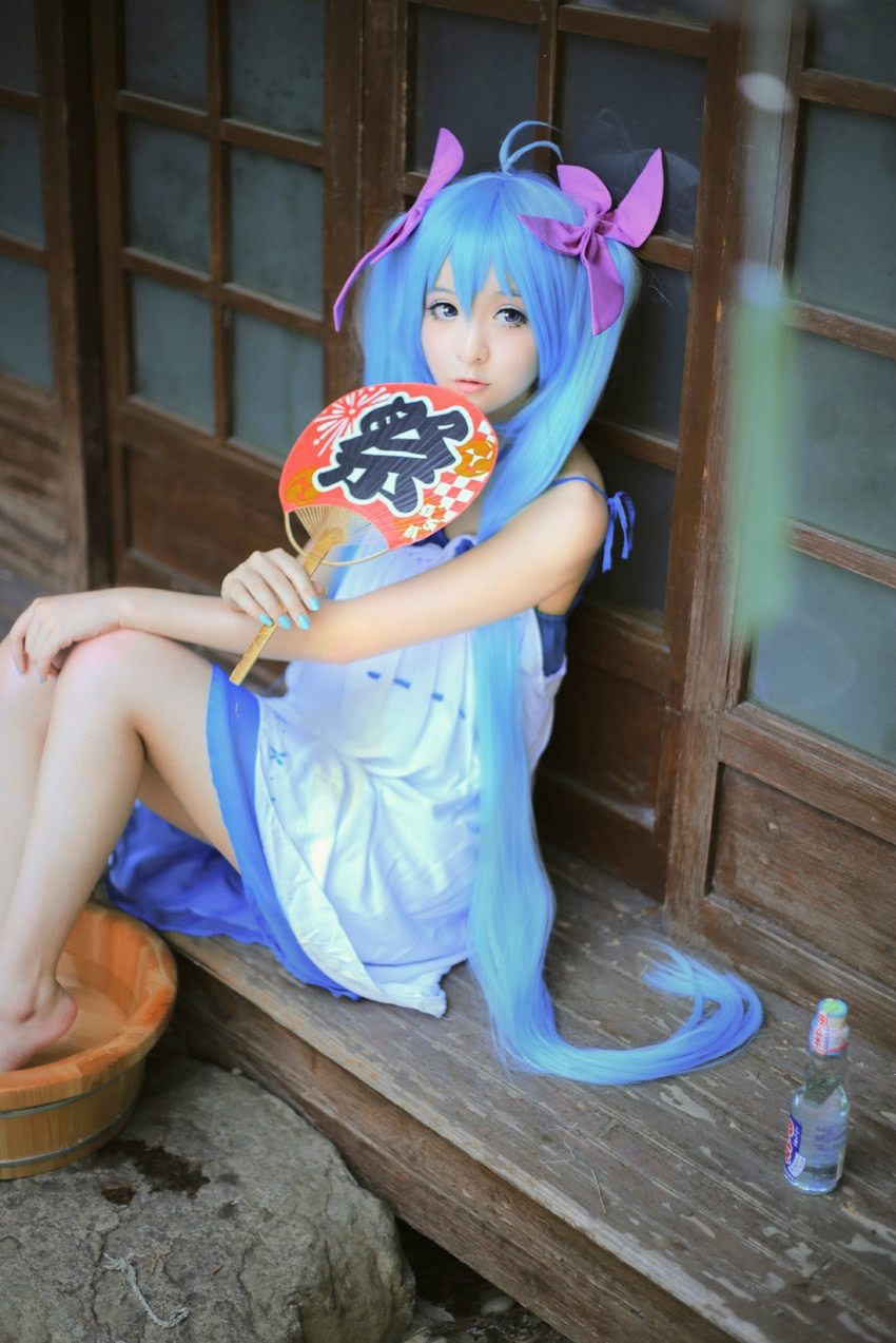 原来这些明星也玩cosplay，想不到这其中也能有“神还原”