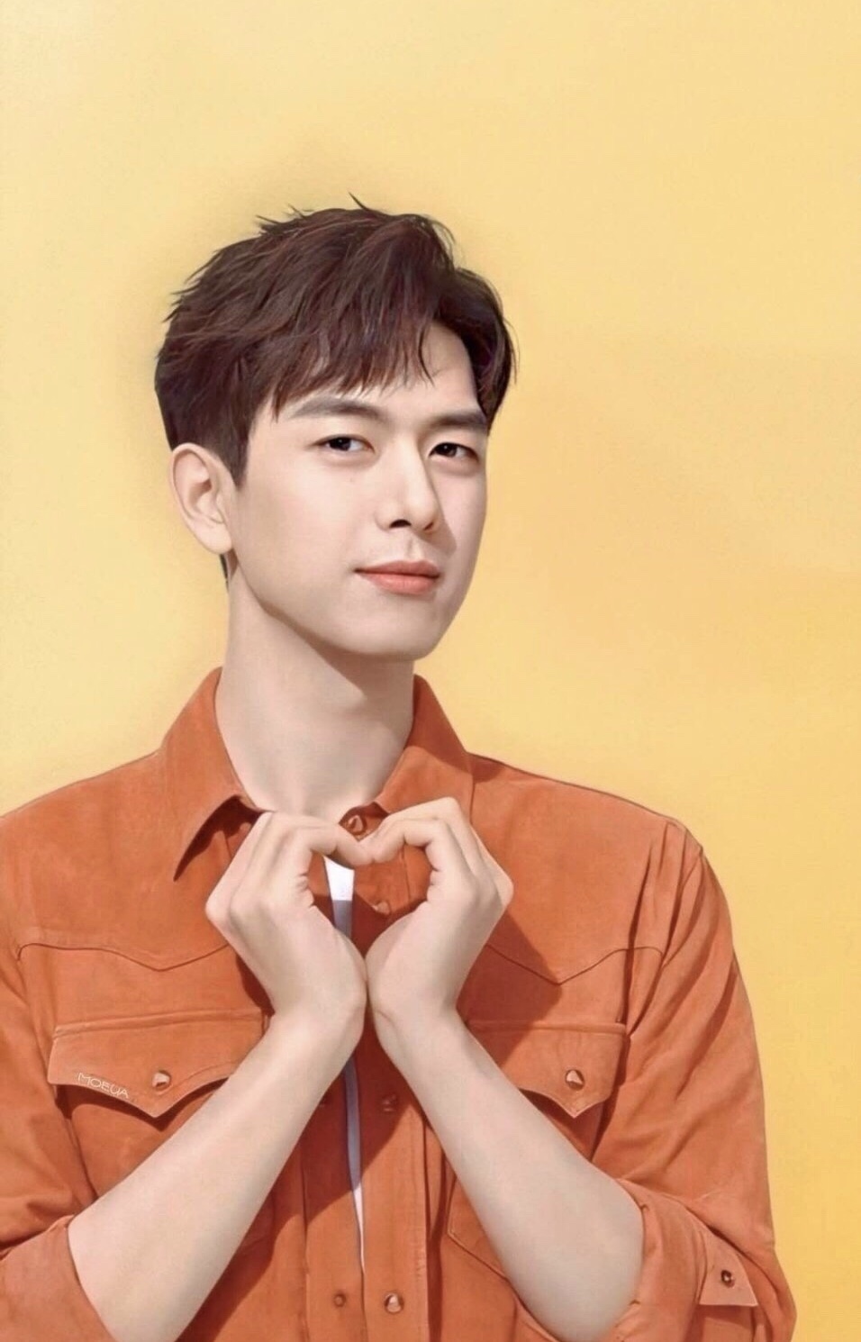 李现最新大片上演西装杀眼,李现的穿搭帅气