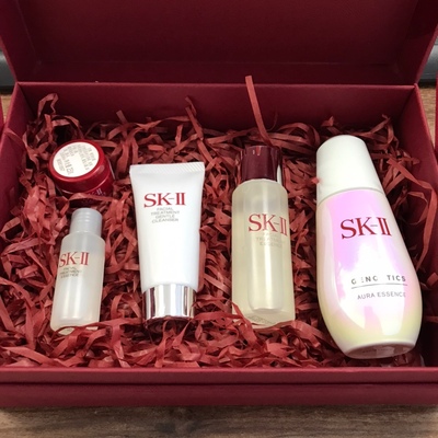 一个夏天晒成黑人，这瓶美白精华还你白皙皮肤