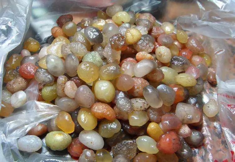 各类玉石的鉴别图片,十大不值钱的水晶玉石品种