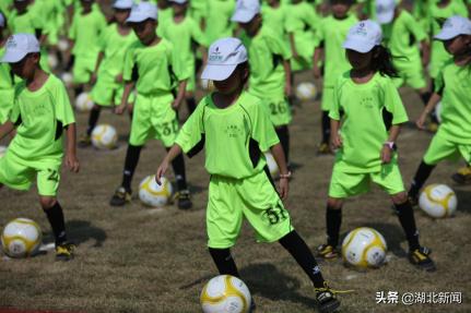 全国表彰！全运会上，湖北双先代表接受表彰