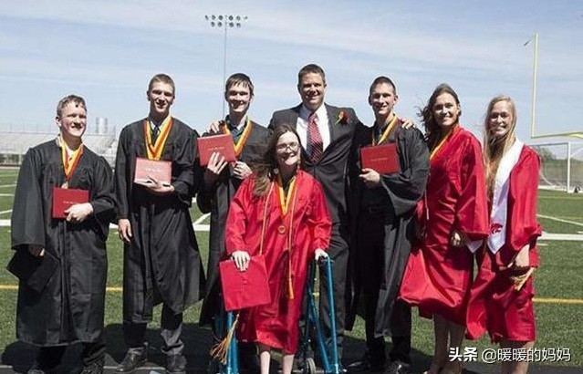 真实的七胞胎现状,七胞胎的真实生活