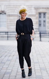 梨形身材胯大腿粗适合的裤子,梨形身材穿搭腿粗胯宽屁股大