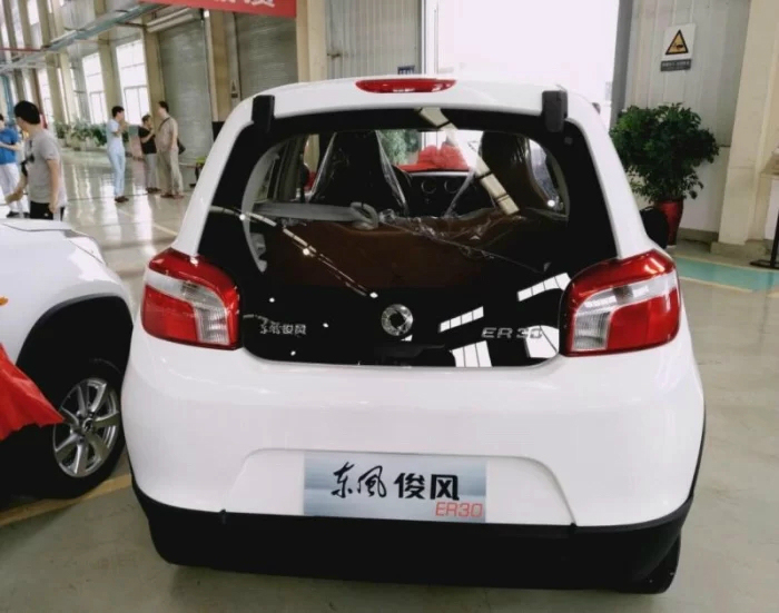 东风不再传统!10万以内的电动车俊风ER30,这才是真的酷炫风