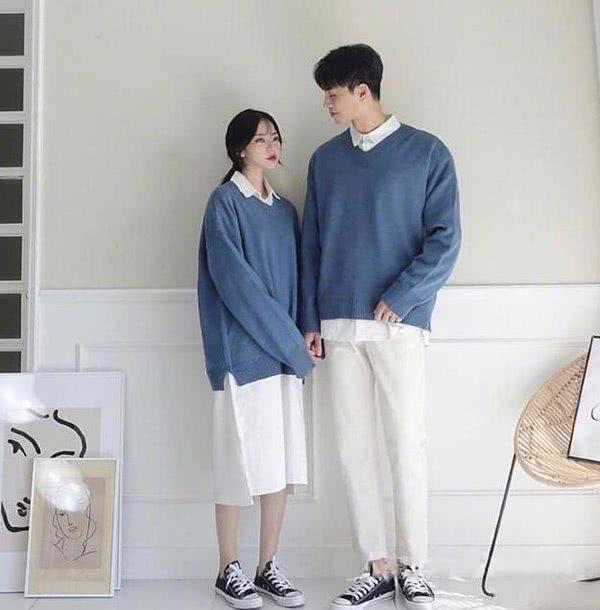 2021年最流行的情侣装温柔型,春天到了一起穿最特殊的情侣装吧