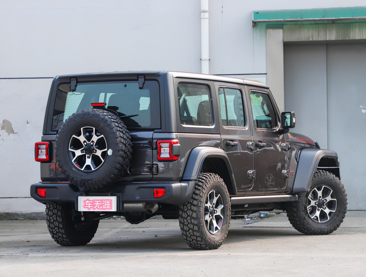 50万买一台动力强外观帅的牧马人,50万的牧马人越野车