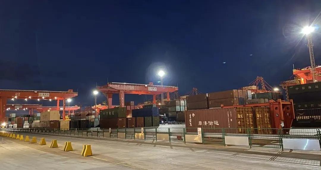 你了解夜班吗？快来看山东港口日照港集发公司运维工程师的夜班日常
