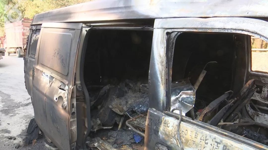 租新能源车自燃损坏谁负责,别人的车自燃把我的车燃了怎么办