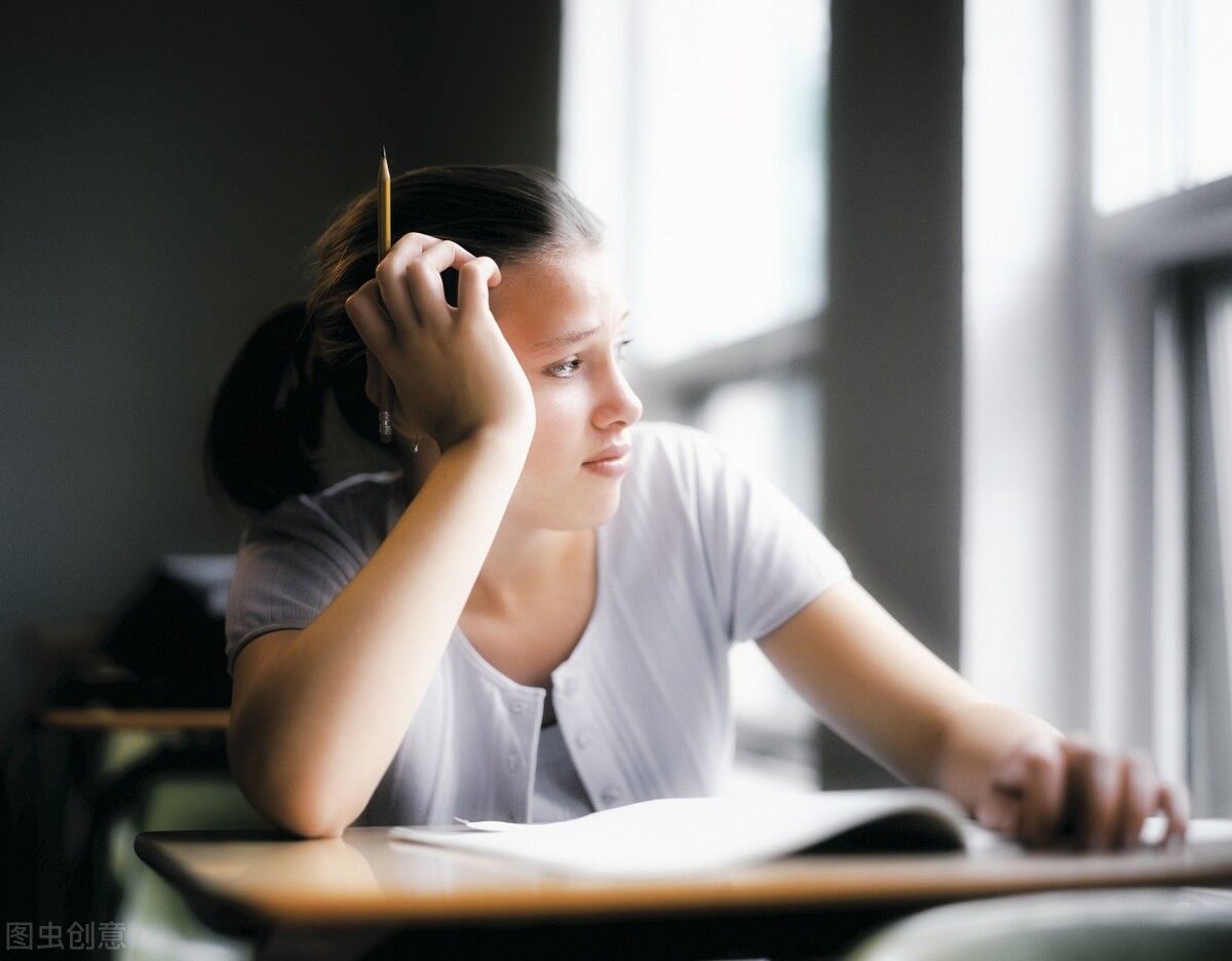 生活不易且行且珍惜什么意思呢,生活不易且行且珍惜下一句是什么