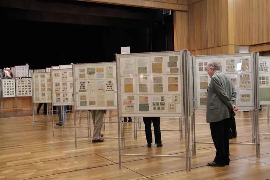 邮票上的大事件,邮票历史故事小短文