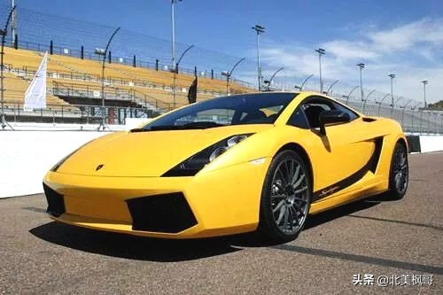 加国华人买游艇,国外买豪车要缴税吗