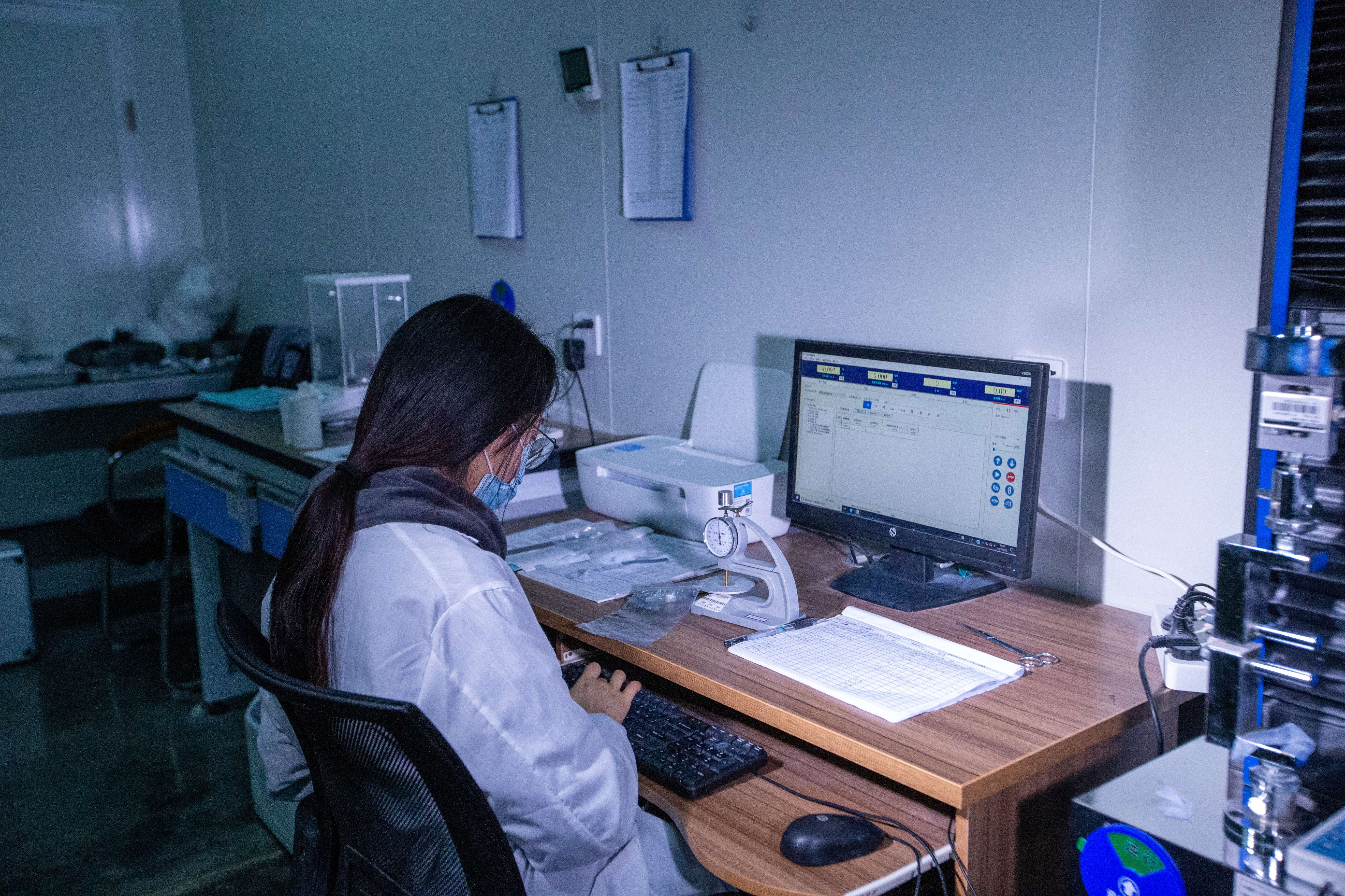 避孕套材质,聚氨酯避孕安全套优点