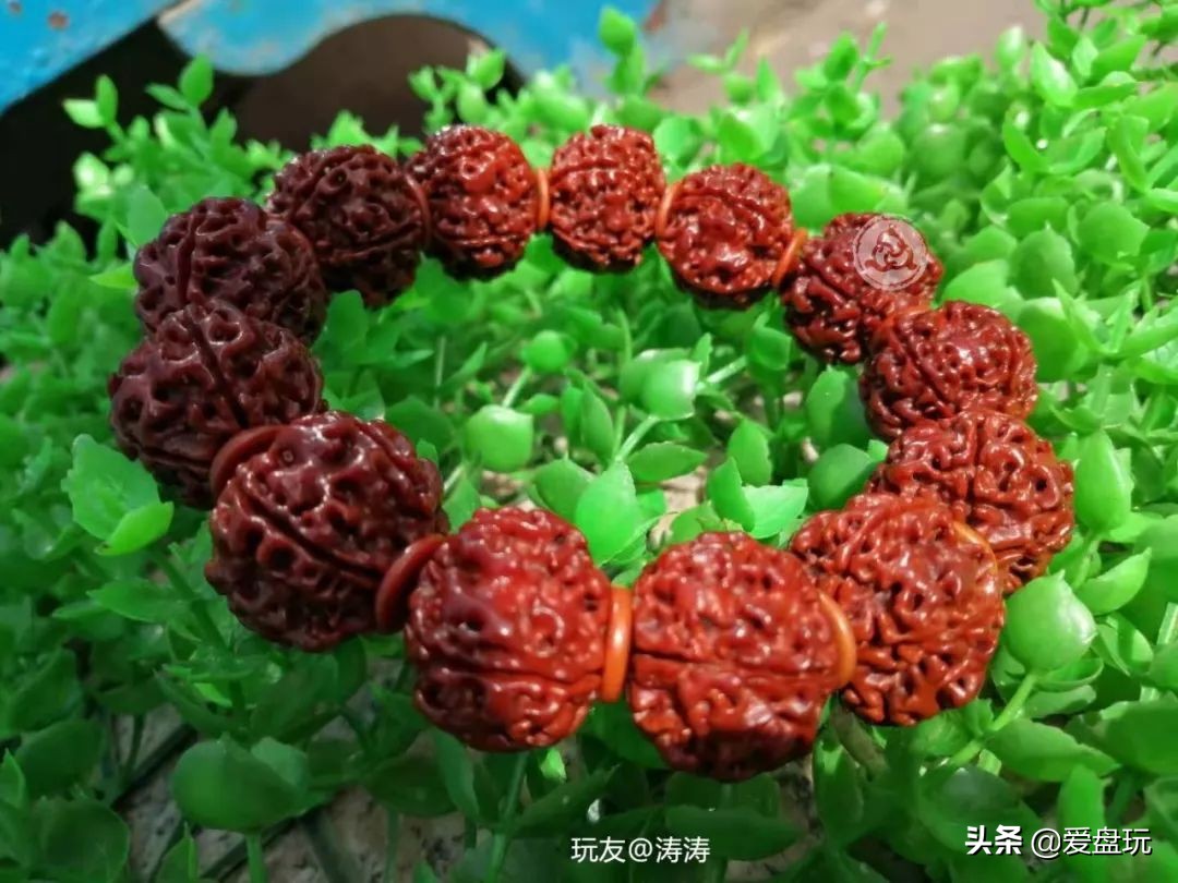 十大顶级手串包浆图片,这六种文玩一盘就包浆太省事儿了