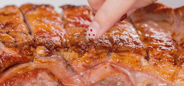 口*爆口**汁！这家店凭借「巨无霸烤羊腿」风靡绵阳！吃了整整7年